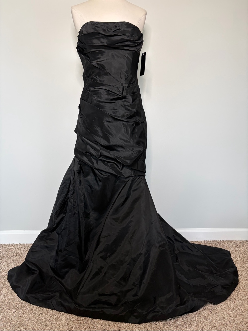 Amsale Strapless Black Ruched Mermaid Gown, size 4